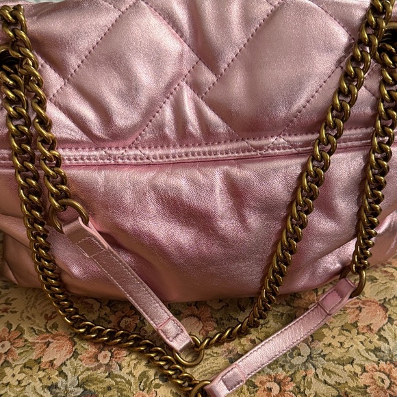 Kurt Geiger Metallic Pink Quilted Shoulder Bag - Picture 2 of 8